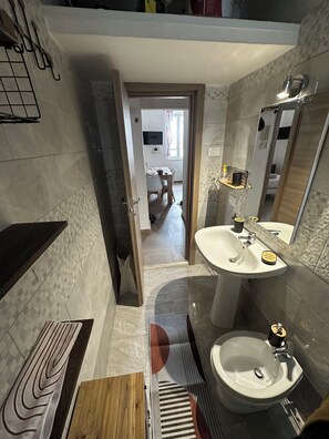 2 soverom, strykejern/-brett, wi-fi (inkludert) og sengetøy