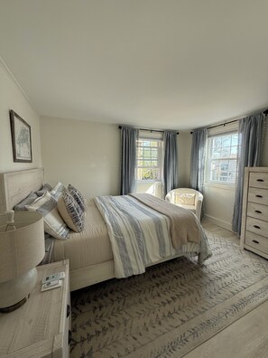 4 Schlafzimmer, Bügeleisen/Bügelbrett, WLAN, Bettwäsche