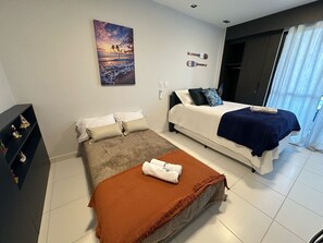 1 chambre, bureau, fer et planche à repasser, Wi-Fi