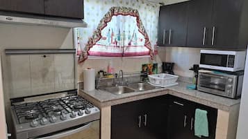 Micro-ondas, fogão, cooktop