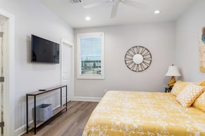 3 chambres, fer et planche à repasser, Wi-Fi gratuit, draps fournis