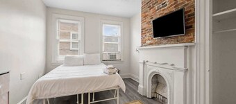 Comfy 3 Bed Northside Home - Near Stadiums!