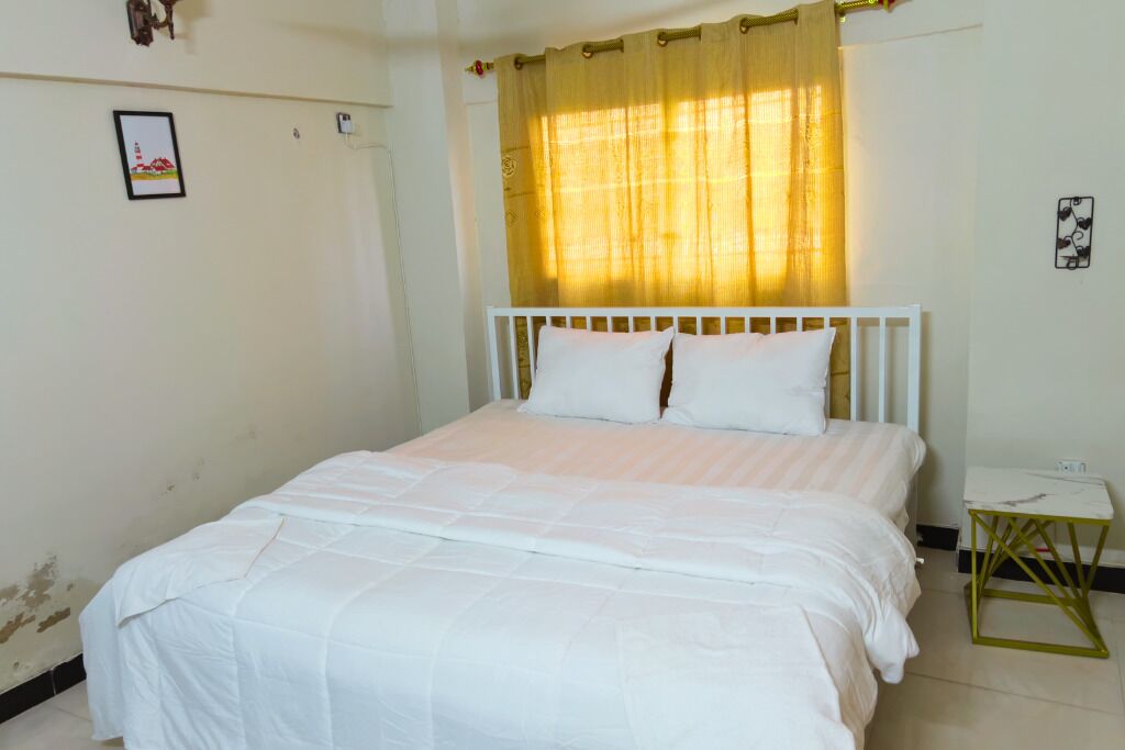 1 室のベッドルーム、デスク、WiFi、ベッドシーツ