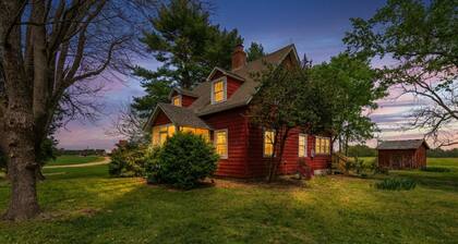3BR Historic Westover Stay | James River Views