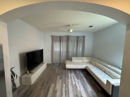 2-bedroom townhome in Bartram Park, full remote work set up.