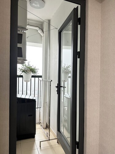 Charming 1-bedroom apartment in brilliant Hạ Long with AC, WiFi, Local Friendly