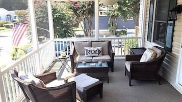 House, Multiple Beds, Kitchen, Garden View (STOCKLEY STREET 311) | View from room