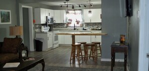 Interior - Charming 2-bedroom cottage in welcoming Larned with AC,WiFi, full over full bunk (Larned)