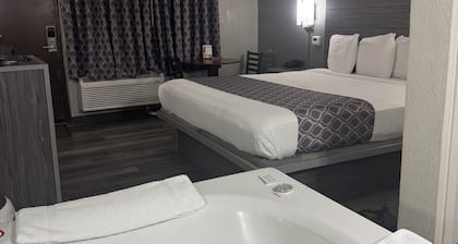 Bluestar Motel