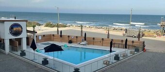 Pier View Luxe Retreat:New Condo  3BR 2BA Elevator