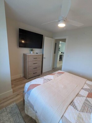 3 bedrooms, WiFi, bed sheets