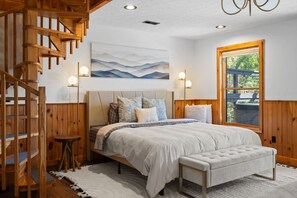 1 habitación, escritorio, tabla de planchar con plancha y wifi