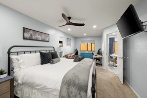 5 bedrooms, desk, iron/ironing board, travel cot