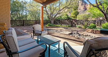 Experience luxury in Sedona Best of the Wild, a spacious 3-bedroom retreat.