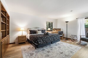 3 chambres, bureau, fer et planche à repasser, Wi-Fi gratuit