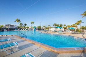 A heated pool - Little Piece of Paradise #233 Waterfront Cottage with Dock, Pool & Canal Views (Cudjoe Key)