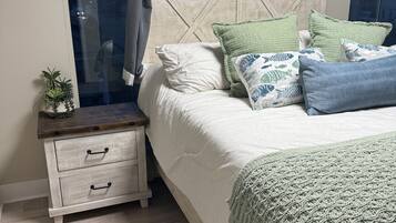 3 bedrooms, WiFi, bed sheets