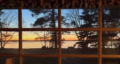 Cozy 2-bedroom cabin North of Bemidji