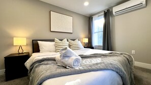 4 soverom, safe på rommet, strykejern/-brett og wi-fi