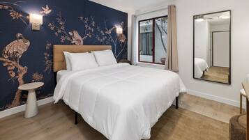 Free WiFi, bed sheets