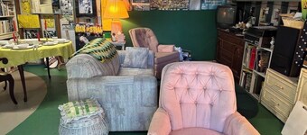 Charming baseball themed 2-story building with cable TV, wi-fi & stereo system.