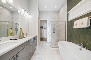 Shower, hair dryer, towels