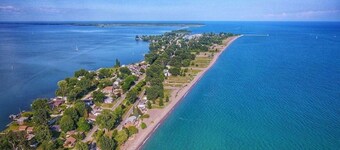 Private Lakefront beach oasis