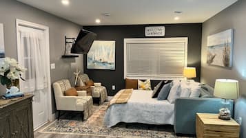 2 多间卧室、客房内保险箱、办公桌、熨斗/熨衣板