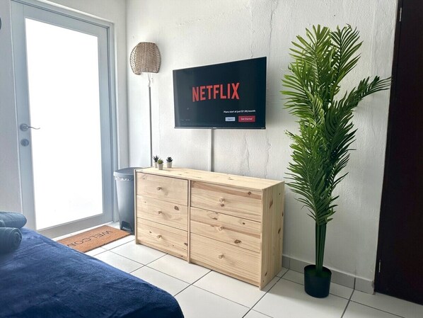 1 bedroom, desk, iron/ironing board, free WiFi