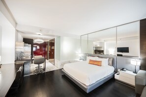 1 chambre, bureau, fer et planche à repasser, Wi-Fi gratuit