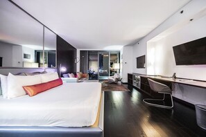 1 bedroom, desk, iron/ironing board, free WiFi