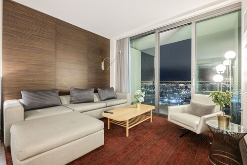SVS: Sunset View Studio | Open Balcony | Resort Amenities | Palms Place