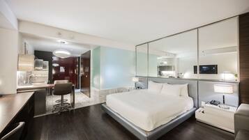 1 bedroom, desk, iron/ironing board, free WiFi