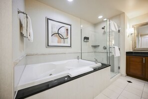 Shower, jetted bath, hair dryer, towels