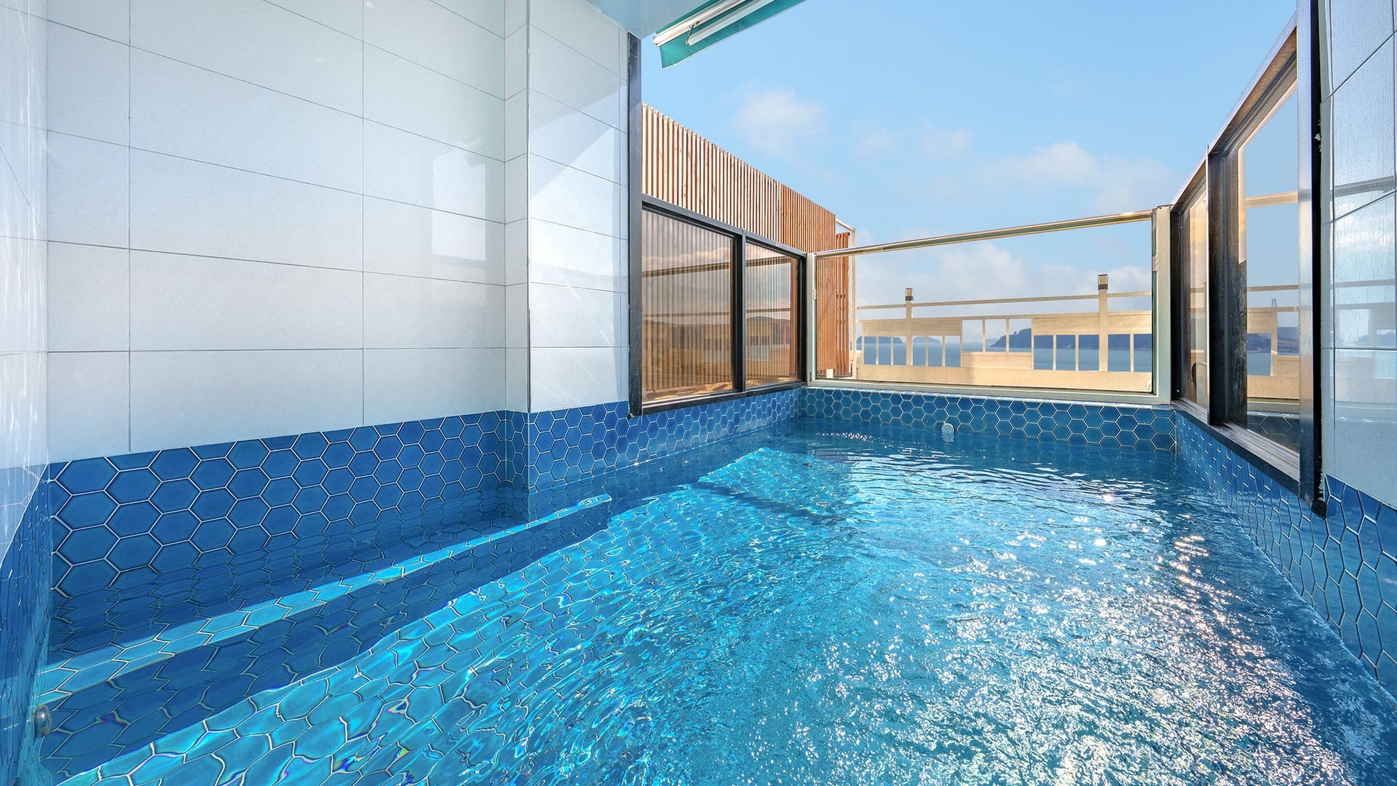 Habitación básica, 2 habitaciones (Ocean View B101 (Pool Villa)) | 1 dormitorio y wifi gratis
