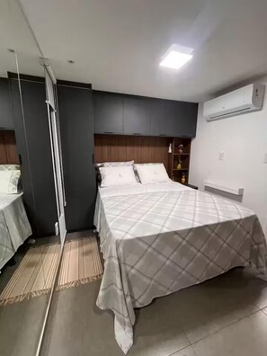 1 bedroom, blackout curtains, free WiFi