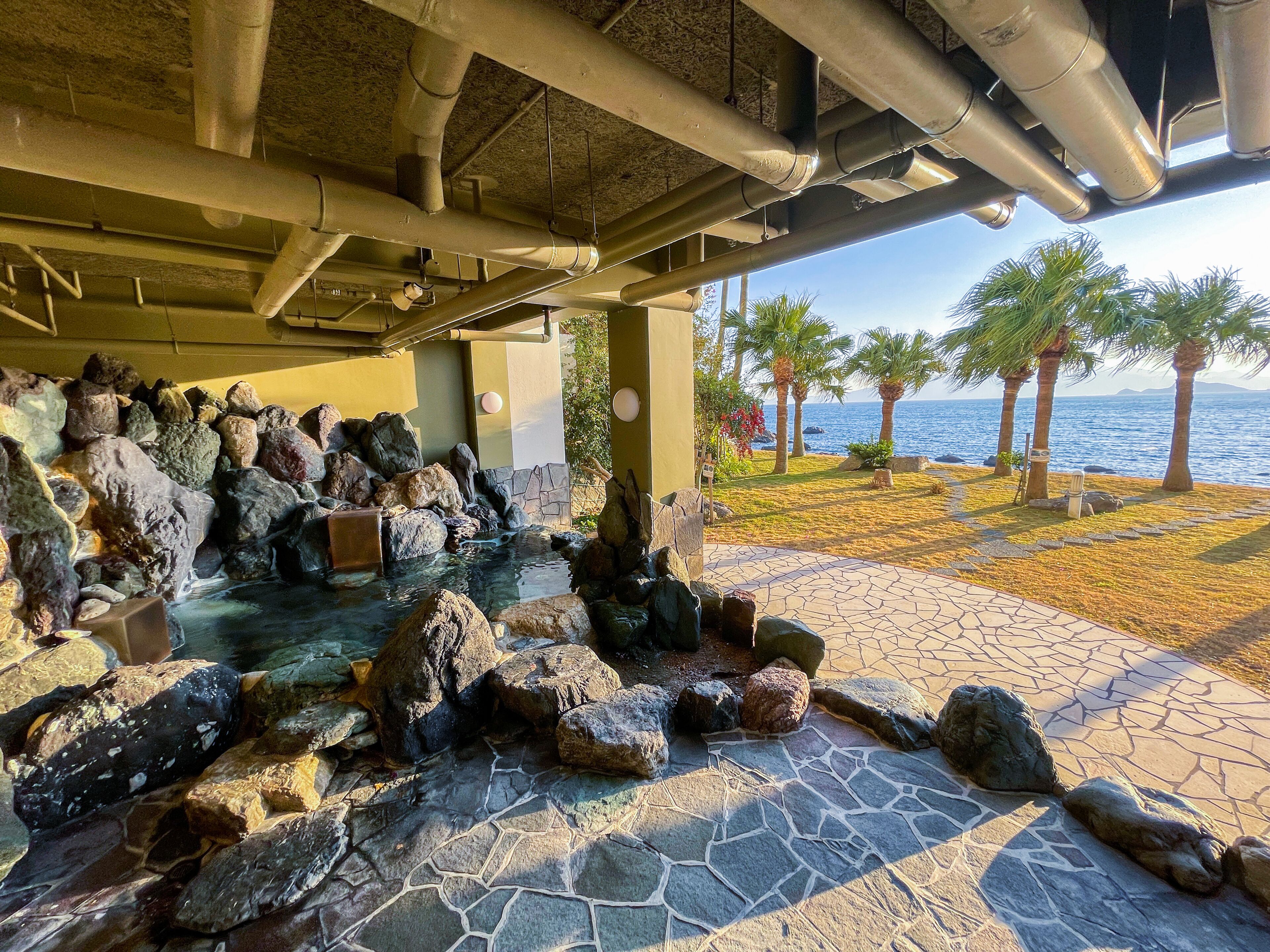 น้ำพุร้อน