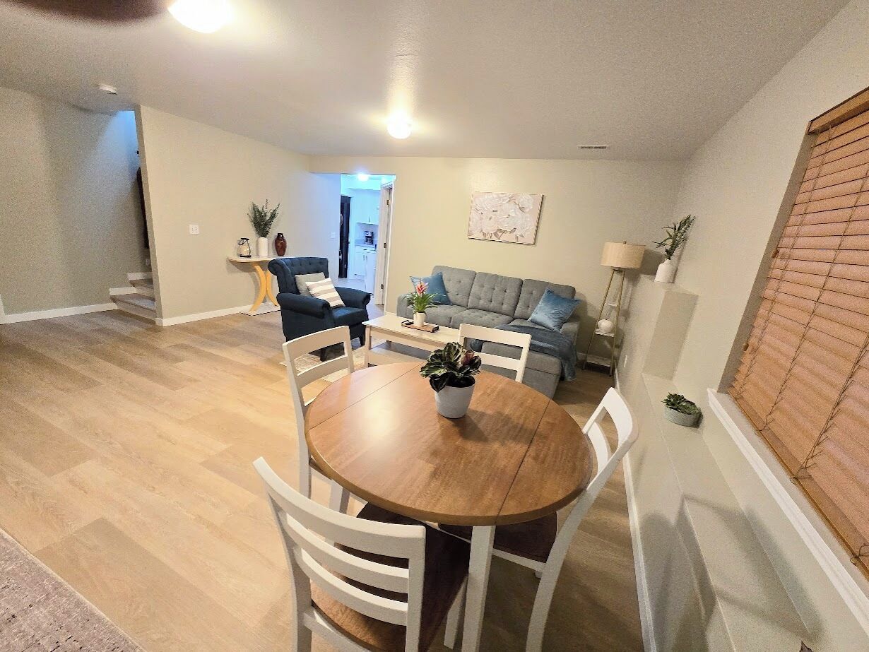 2 Bed 2bath Guest House With Private Entrance, Near Light Rail & Seattle - Bothell, WA