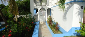 Easy Corner Villas - 2 Bedroom Villas