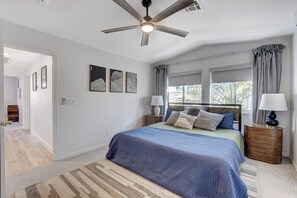 3 bedrooms, free WiFi, bed sheets, wheelchair access