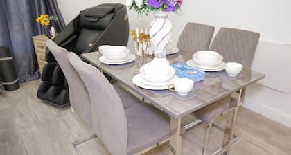 Milton Keynes Luxury Massage Apartment