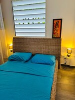 Family Townhome | Iron/ironing board, free WiFi