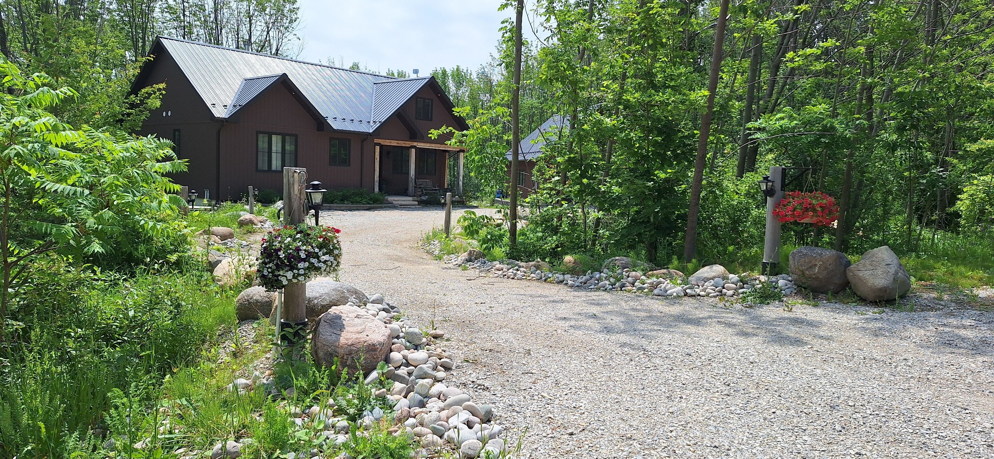 المنشأة من الخارج