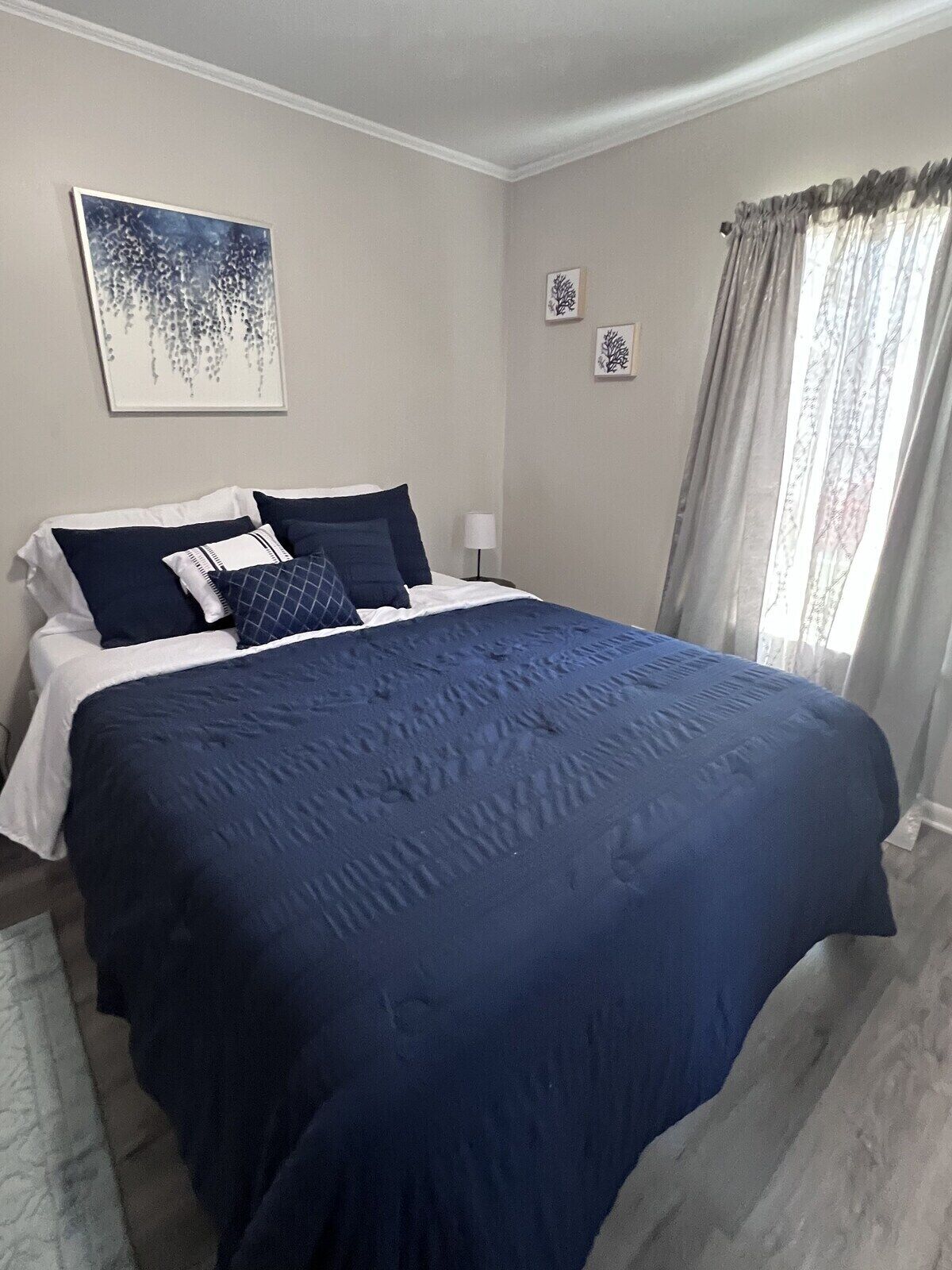 3 bedrooms, iron/ironing board, free WiFi, bed sheets