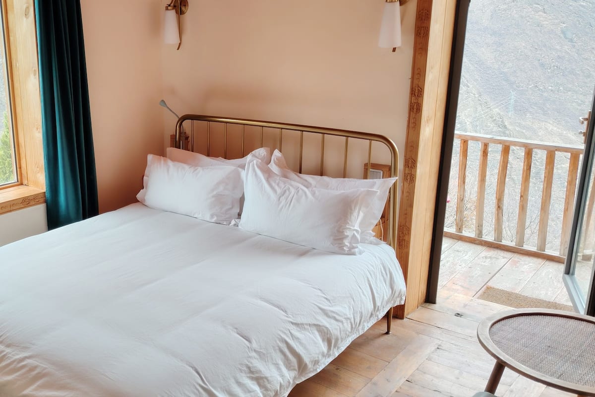 Habitación básica, patio | Ropa de cama