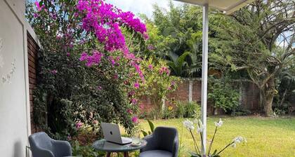 Urban Oasis Lux/San Benito