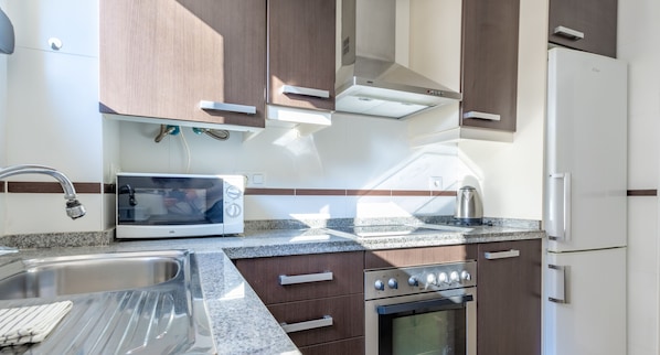 Fridge, microwave, oven, dishwasher