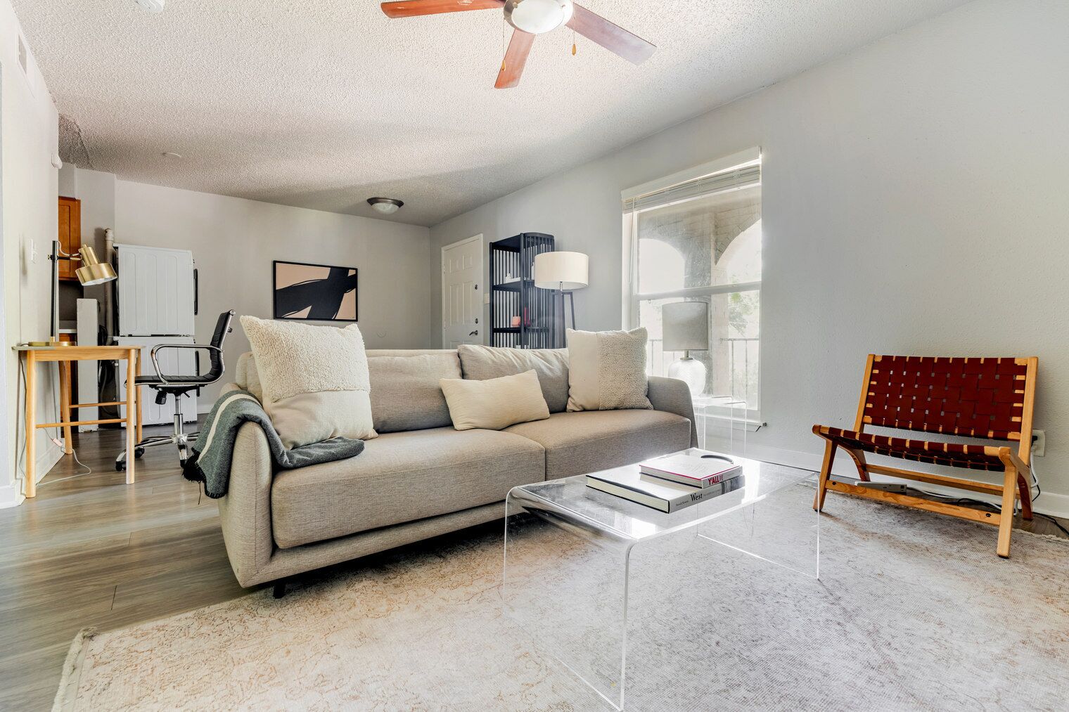 Fernseher, Stereoanlage