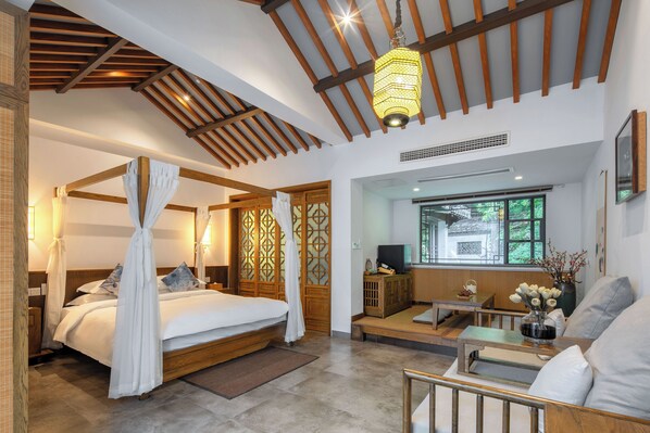 Signature Double Room, Garden View