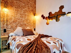 2 bedrooms, iron/ironing board, Internet, bed sheets - Santa Amalia 1A3-Swimming Pool, Parking, Second line of the beach (Torremolinos)